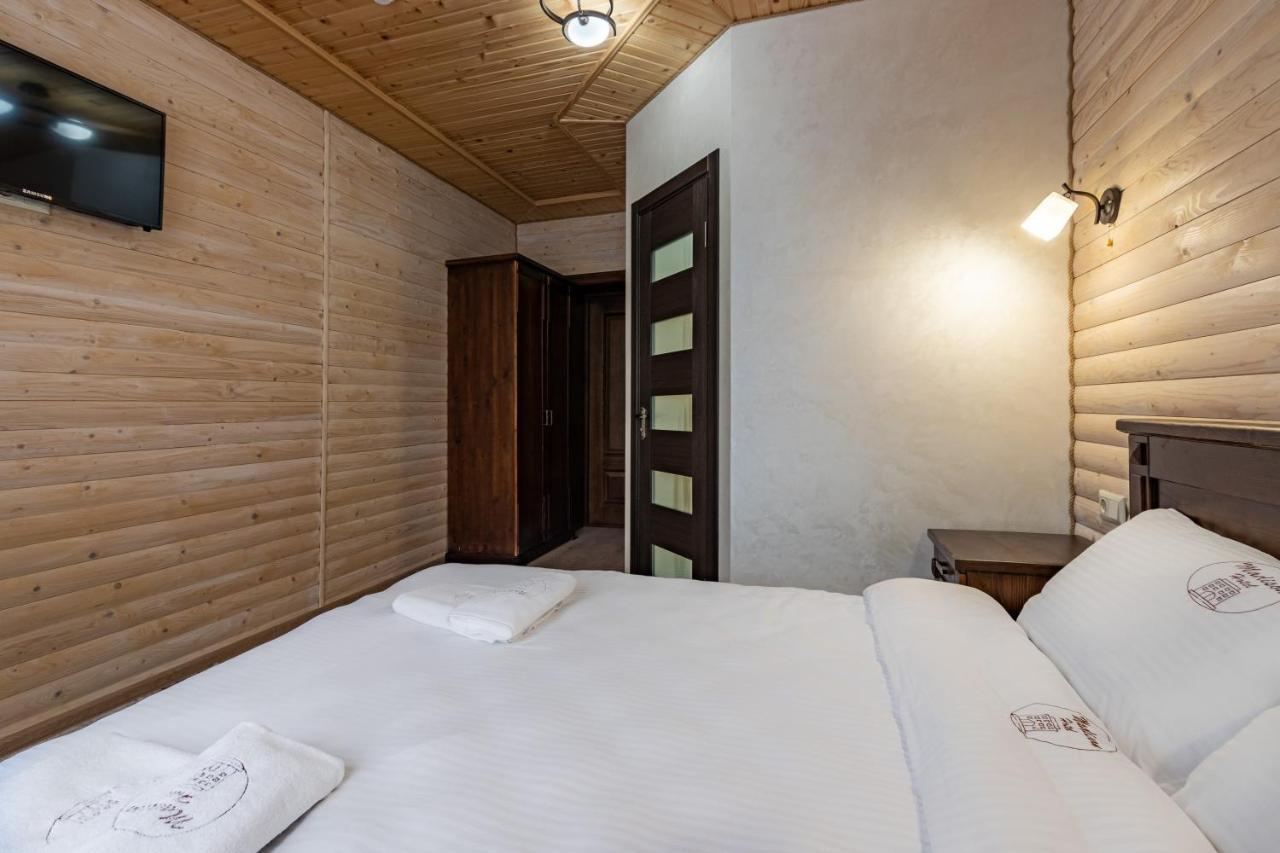 Madison Hotel Bukovel Exterior photo
